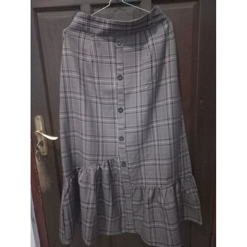 Rok Tartan Kotak-kotak Maxi (preloved)
