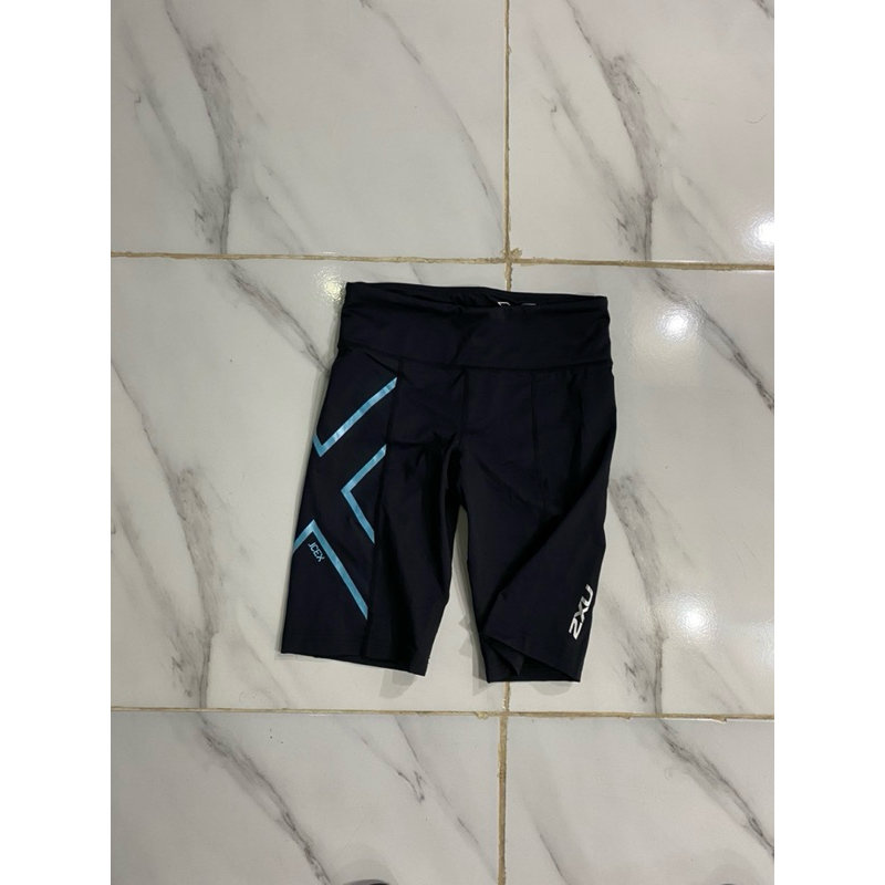 short women 2xu preloved(second)