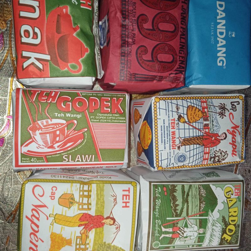 

teh racikan khas solo isi7 pcs(dadang nyapu gardoe gopek 99 napen enak)