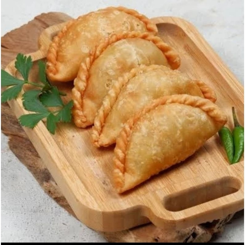 

PASTEL AYAM SAYUR isi 4pcs