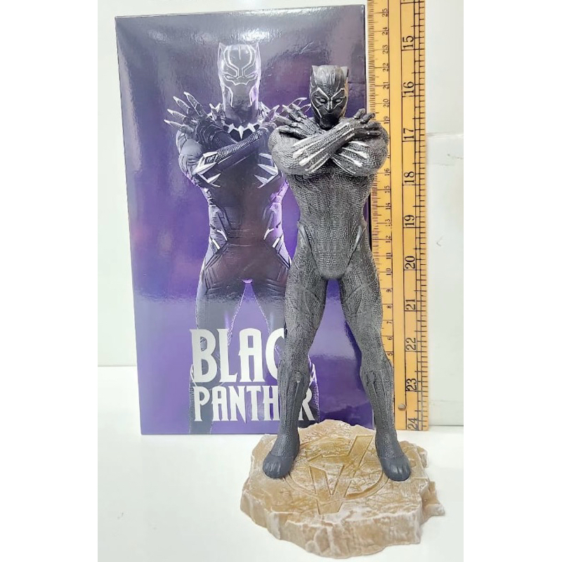 action figure avenger black phanter tatakan model batu