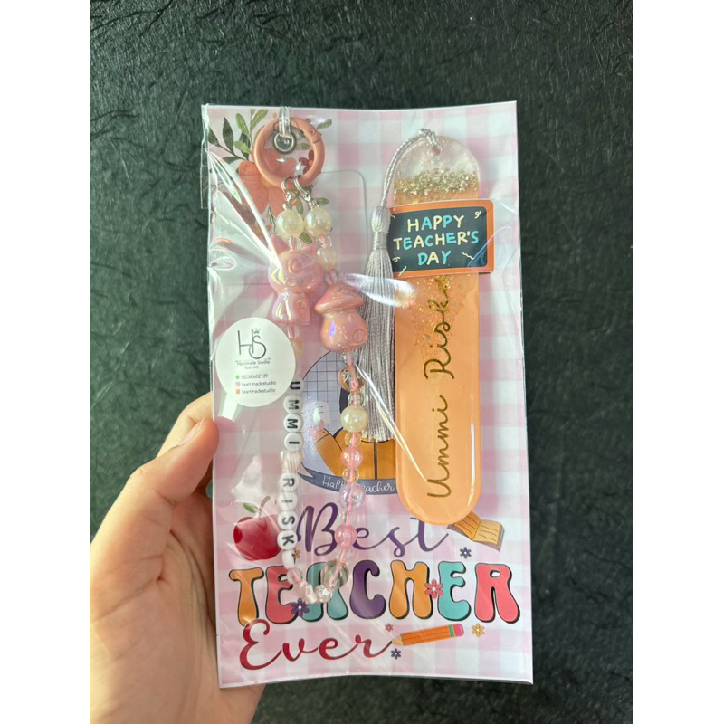 

STRAP HP DAN BOOKMARK RESIN