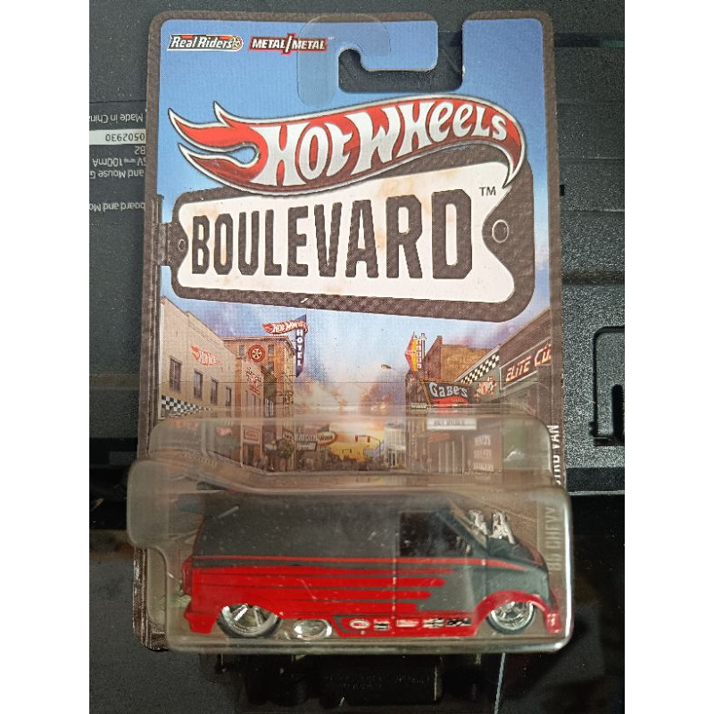 Hotwheels Boulevard Chevy Astro Van