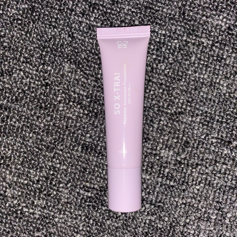[Preloved] Mother of pearl sunscreen foundation (MN 1)