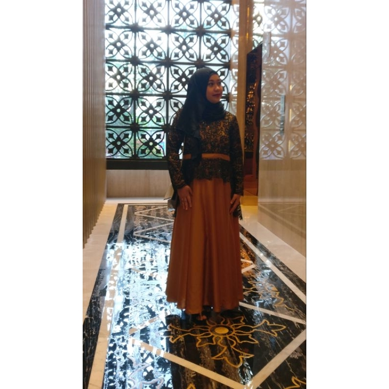 Preloved Dress Gold & Black