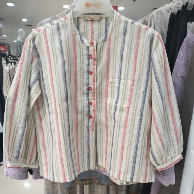 blouse wanita/blouse triset