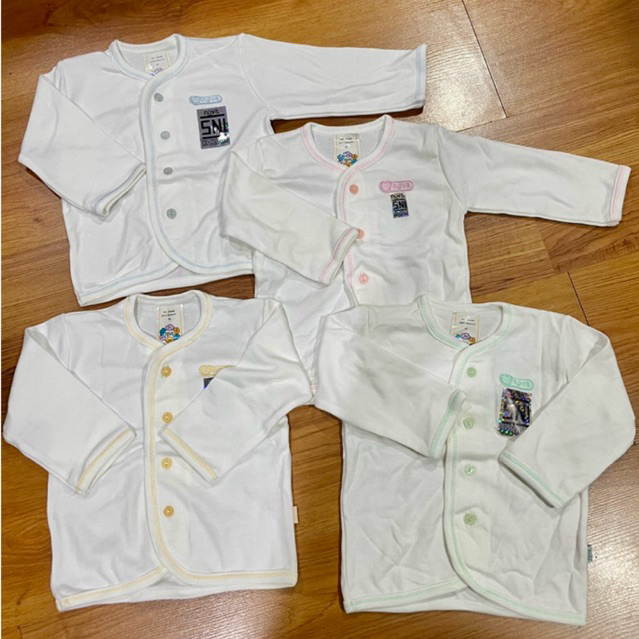 NOVA BAJU BAYI ATASAN LENGAN PANJANG KANCING TENGAH DASAR PUTIH SIZE S/M/L