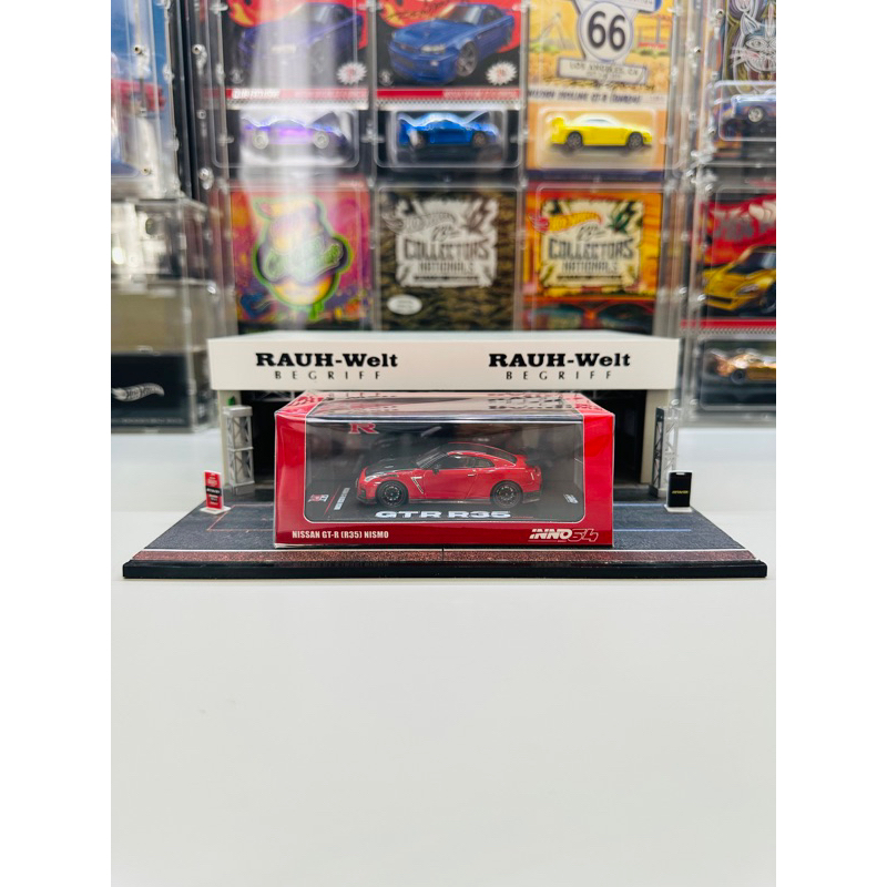 Inno64 Inno Nissan GT-R R35 Nismo Red