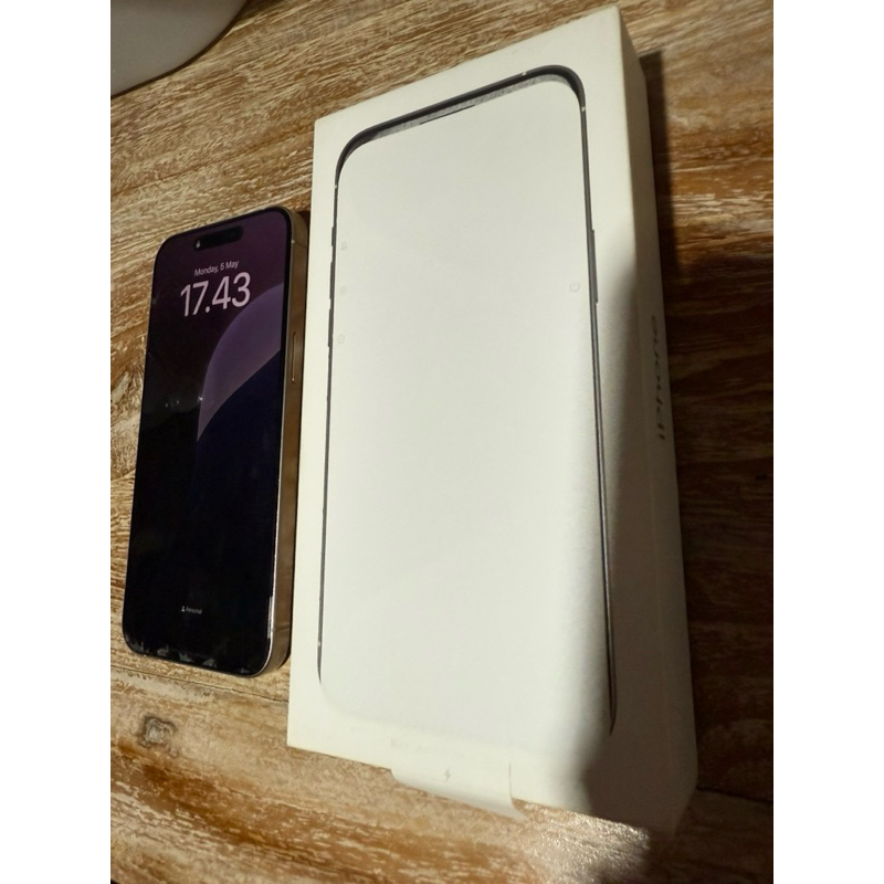 IPHONE15promax256GBlikenew