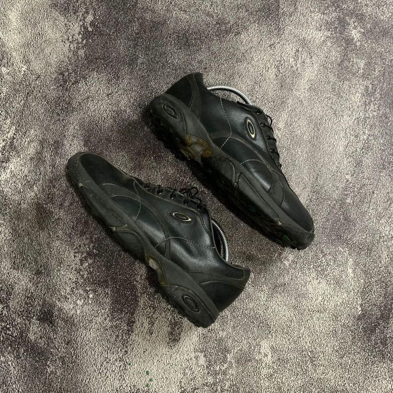 sepatu oakley second