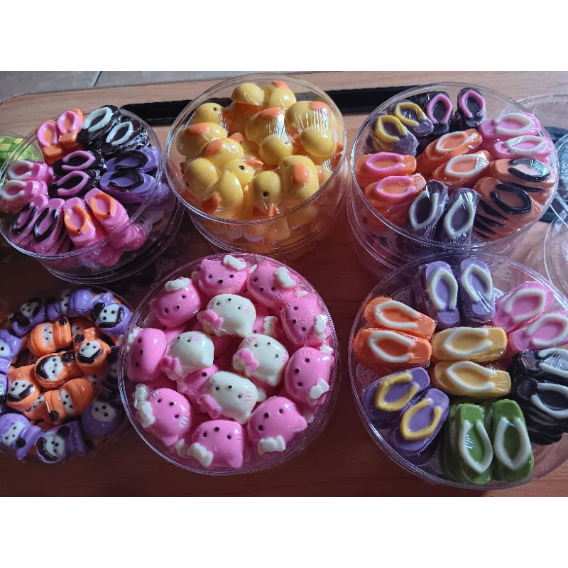 

Coklat Karakter toples