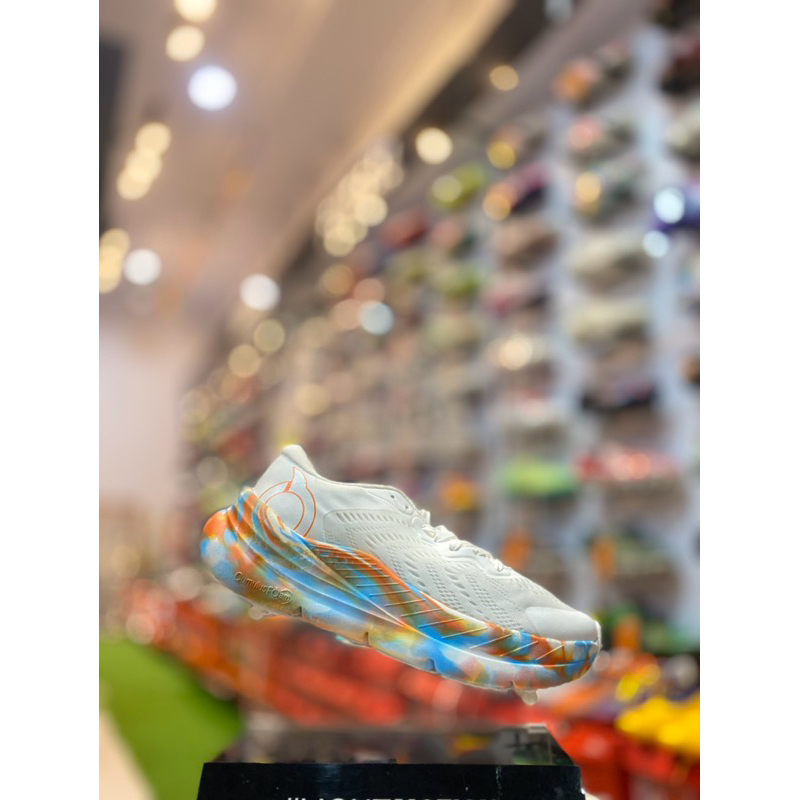 SEPATU RUNNING ORTUSEIGHT HYPERBLAST ENCORE