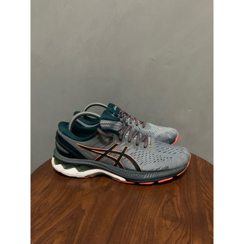 Sepatu Asics Gel Kayano 27 [41,5 26,0]