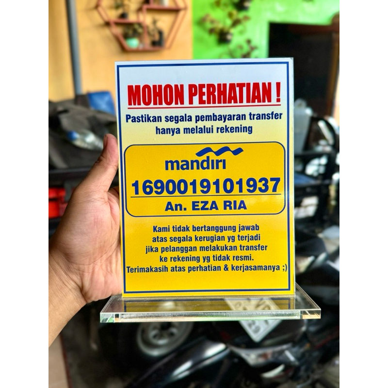 

BISA CUSTOM EDIT AKRILIK MEJA AGEN BANK MANDIRI UKURAN 15x20cm BAHAN TEBAL KUAT