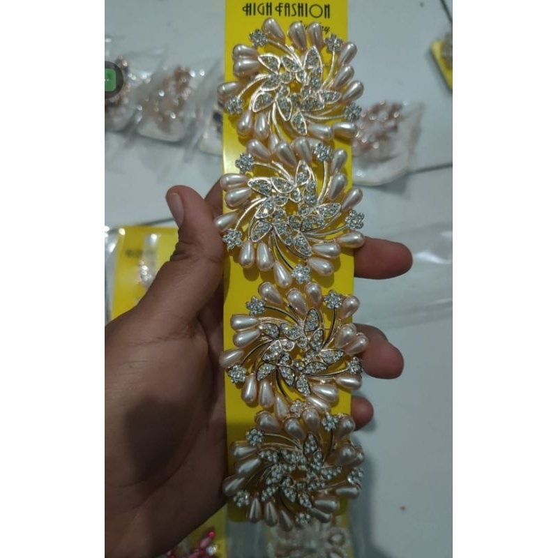 Bros import model batu besar isi 4