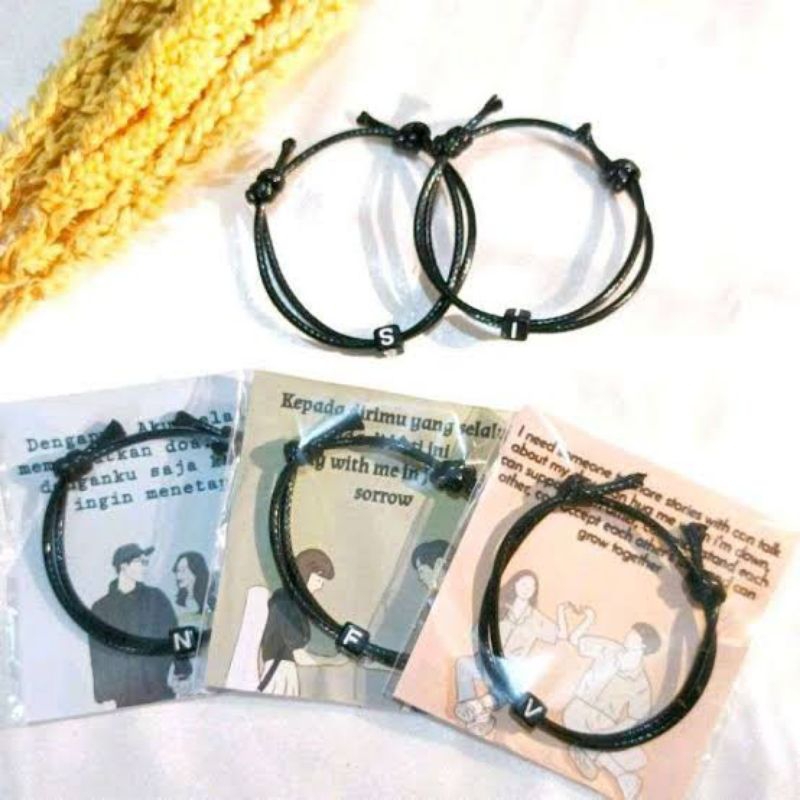 GELANG HITAM INISIAL HURUF/GELANG PASANGAN INISIAL/GELANG DADU INSIAL HITAM/GELANG PASANGAN INISIAL 