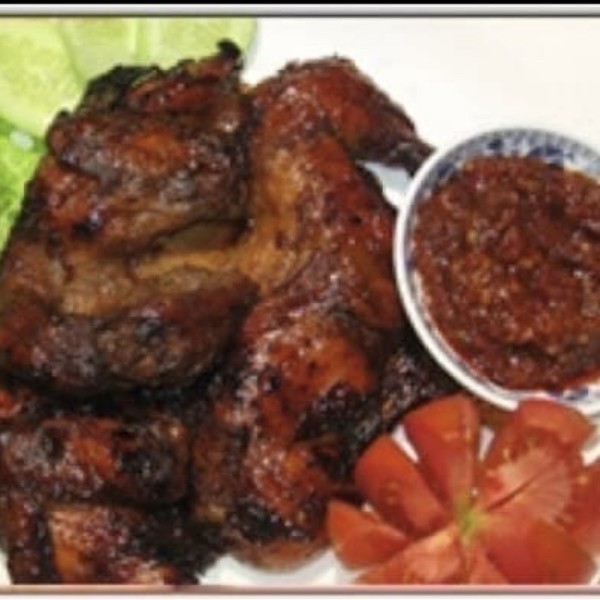 

Ayam Bakar Madu (1 ekor) - Dus - Siap Saji HALAL VIRAAALL