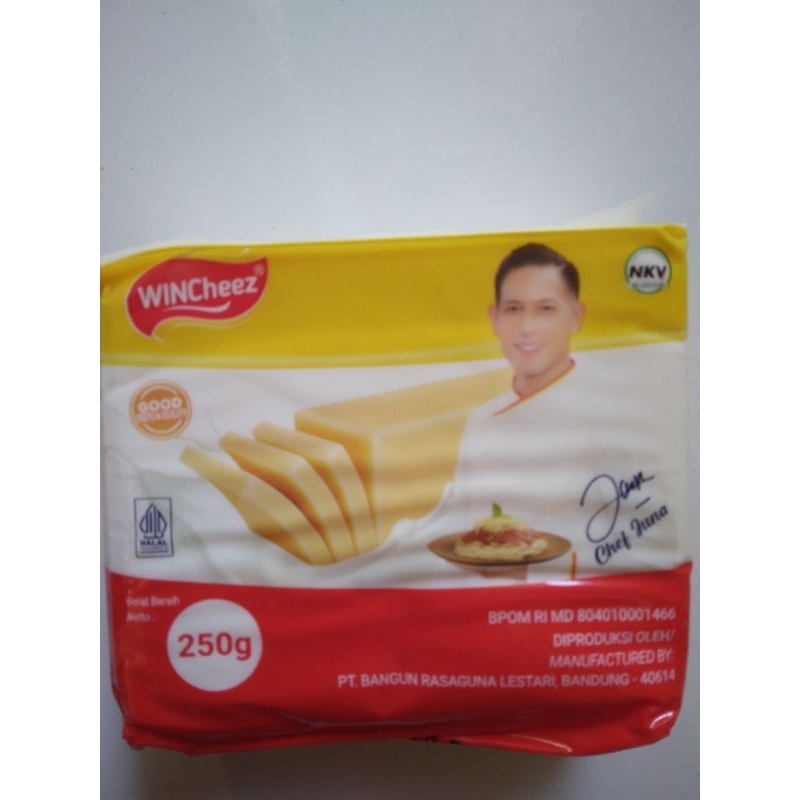 

Keju Cheddar Olahan Wincheez Kemasan 250 Gram