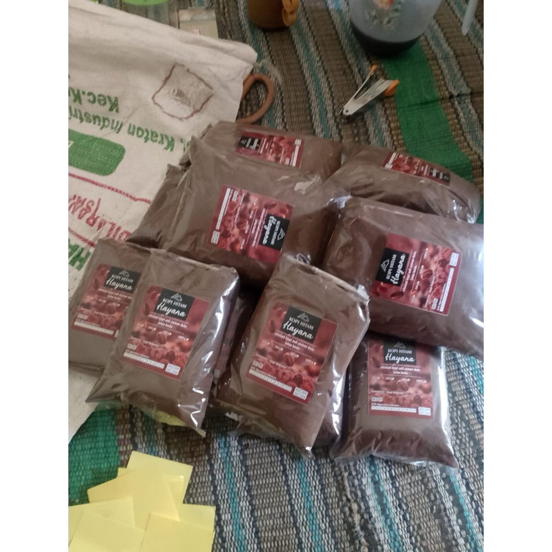 

kopi Hitam Hayana Robusta