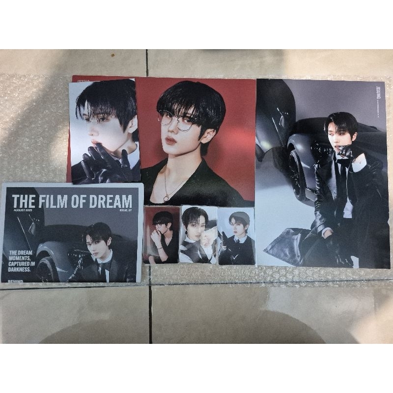 SEASON GREETING 2025 NCT 127 JUNGWOO DAN NCT DREAM JISUNG