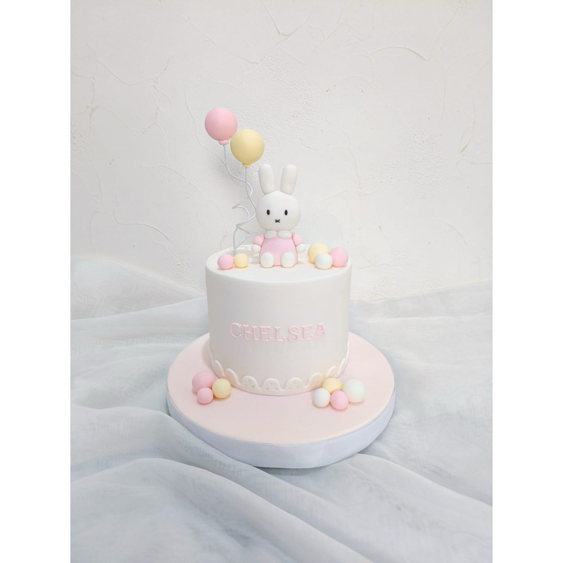 

Dummy Cake Miffy (nama bisa dilepas)