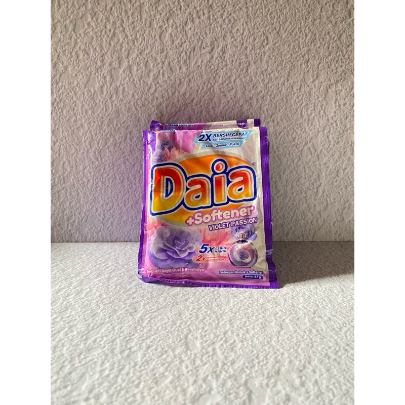 Daia Detergent renceng / 6 pcs