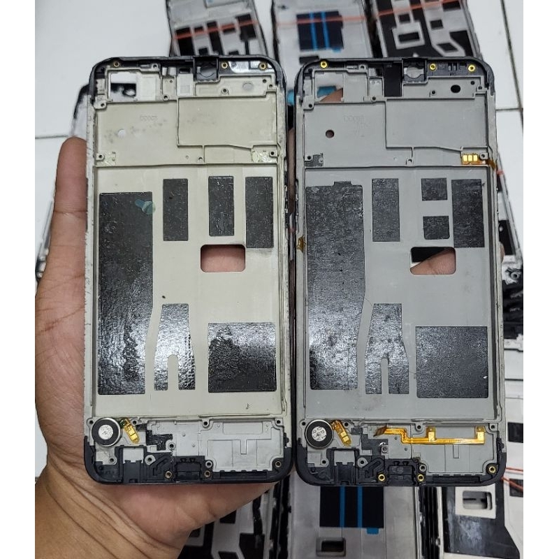 Frame lcd oppo A3s fullset tatakan lcd oppo A3S copotan like new