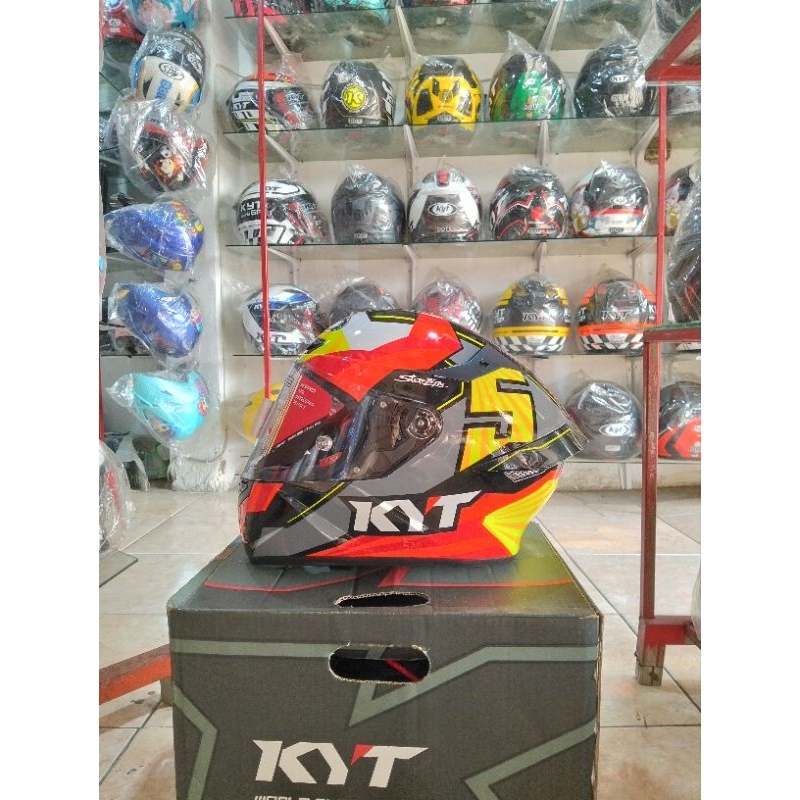 HELM KYT TT-COURSE original