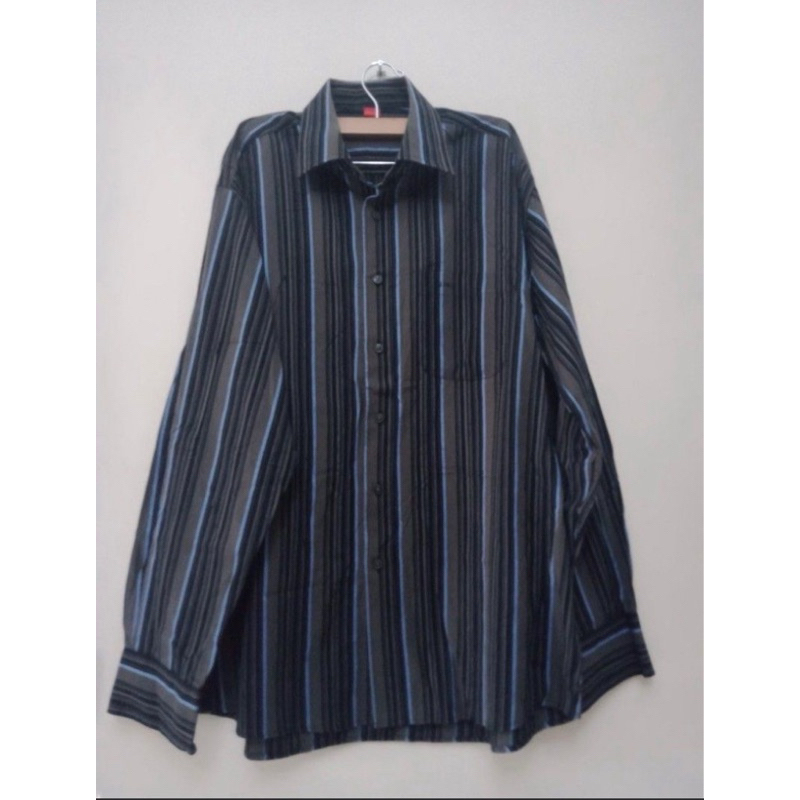 Kemeja Pria Garis Garis