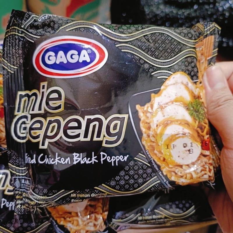 

FRIED CHICKEN BLACK PEPPER MIE GORENG GAGA MIE GEPENG