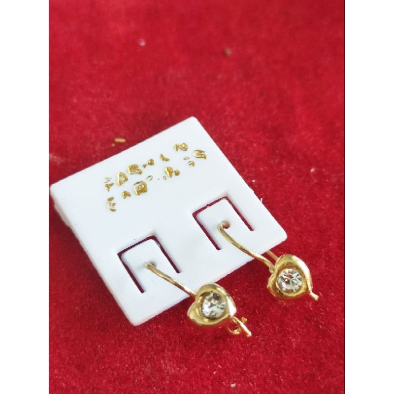 anting love mata kecil putih, anting titanium, anting kristal, anting anak, anting jurai