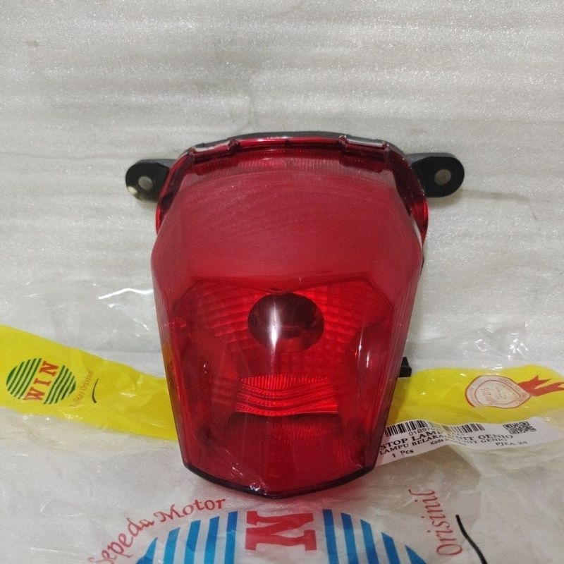 Stop Lamp Assy Lampu Belakang Honda Genio 110 CBS ISS 2019 - 2021 ( STOP LAMP UNIT GENIO ) WIN