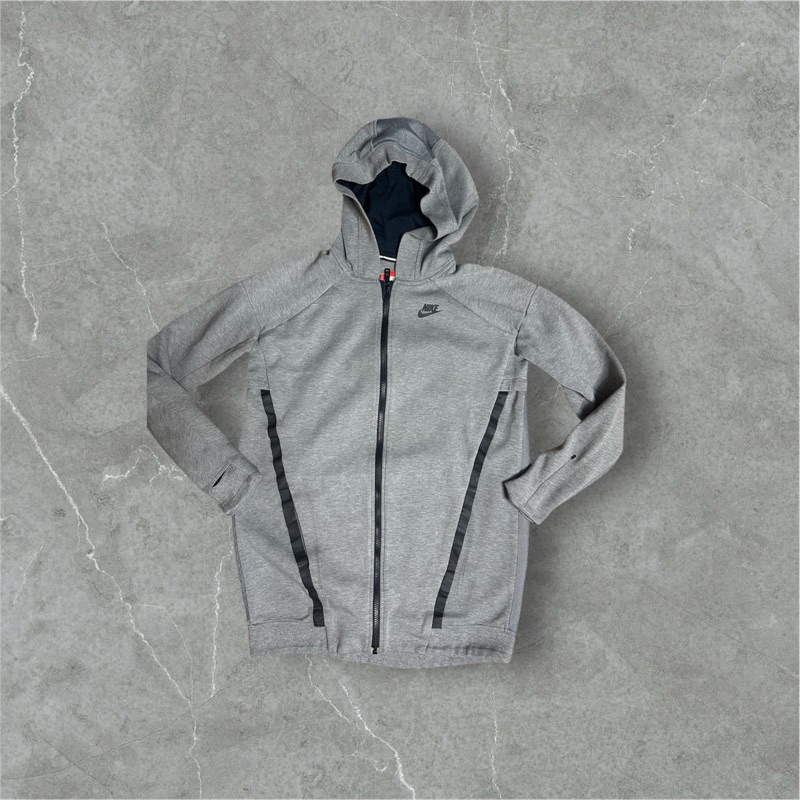 Hodie Nike tech