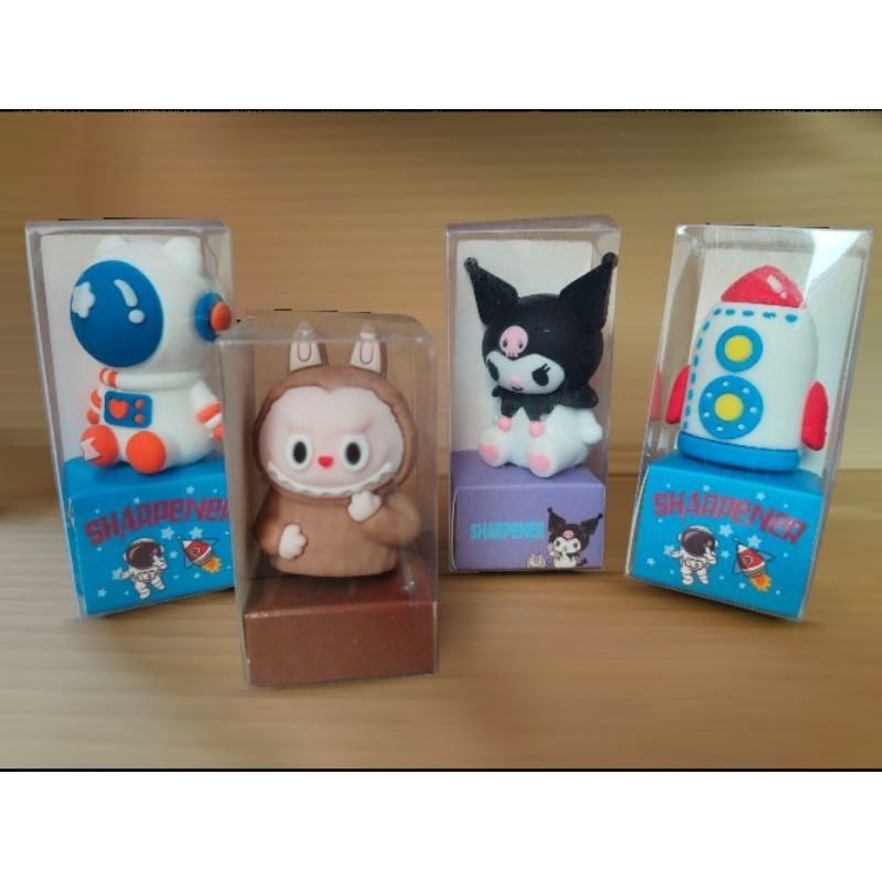 

SERUTAN RAUTAN PENGHAPUS KARAKTER KUROMI AND FRIEND'S LUCU / SERUTAN PENGHAPUS 2in1