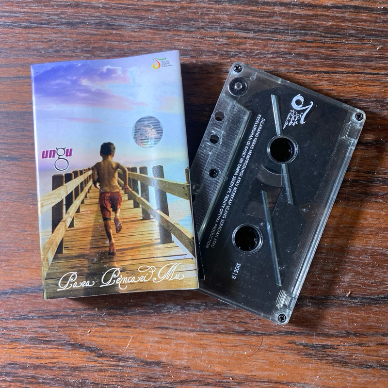 KASET PITA UNGU - PARA PENCARIMU