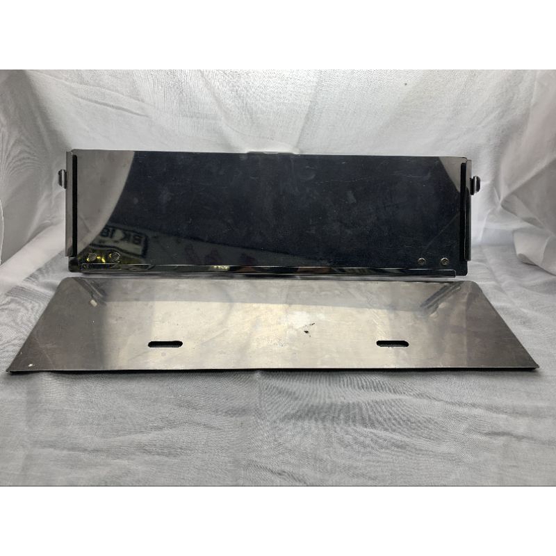 Dudukan Plat Nomor Mobil Stainless