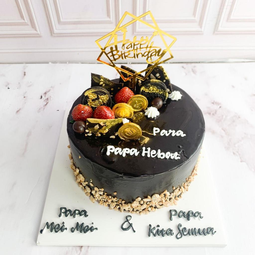

Kue Ulang tahun/Birthday Cake/Kue Ultah tema Chocolate Fudge/Kue Birthday jakarta