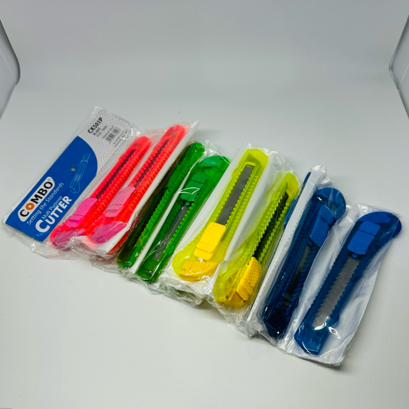 

Cutter Besar Warna Warni CX-501P