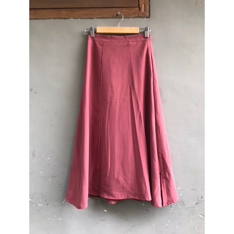 Preloved rok polos-preloved rok pink-rok bekas-rok second-preoved rok midi-preloved rok seutut-pl ro