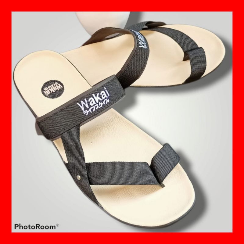 WAKAI SANDAL PRIA WANITA KREM WIRO HITAM