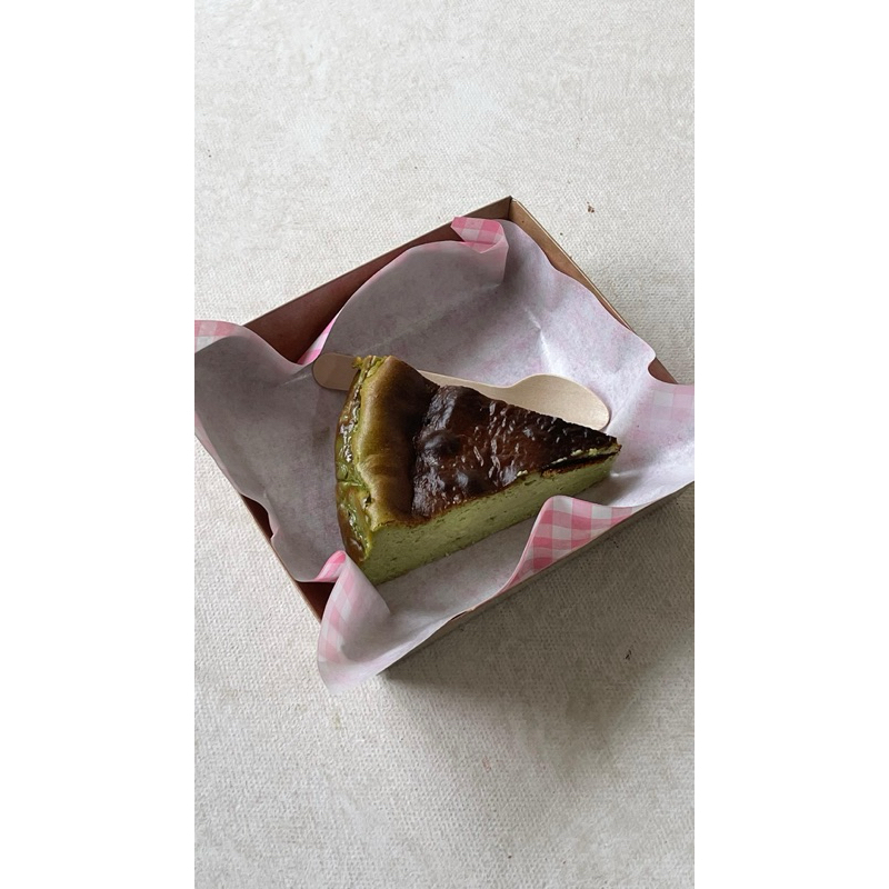 

matcha basque cheesecake