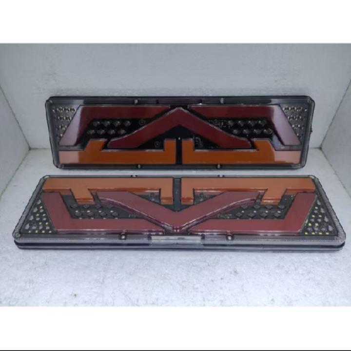 Lampu Stop Variasi Rem Belakang Truk Canter Fuso 2450 24 volt