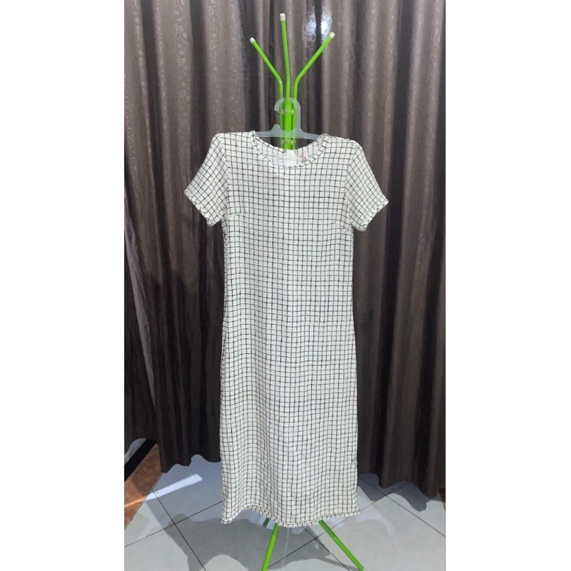 Dress Panjang wanita lengan pendek kotak kotak