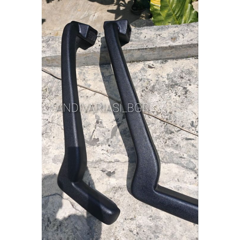 Snorkel cerobong asap Jimny Katana sebelah kanan