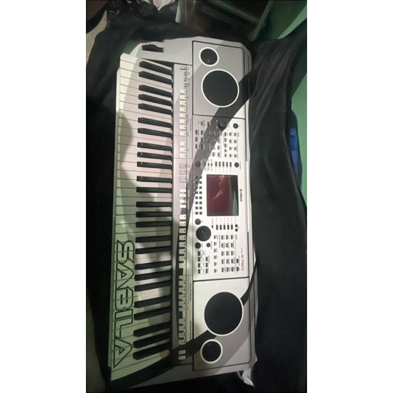 Keyboard yamaha PSR S750