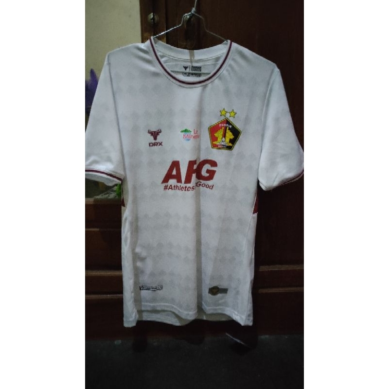 Jersey Persik Kediri away 2024/2025