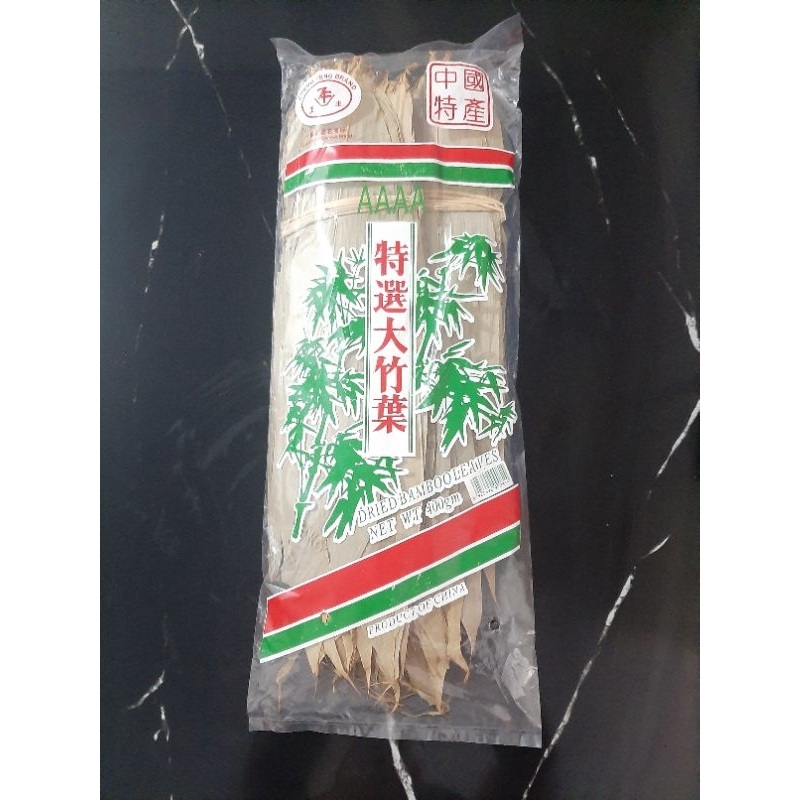 

Daun Bambu Bacang Kering Merek AAAA (400gram) / Dried Bamboo Leaves Merek AAAA ( 400gr)