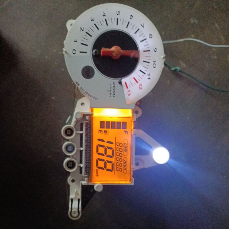 mesin speedometer motor Suzuki Satria Fu facelift SECOND original copotan jaminan siap pakai