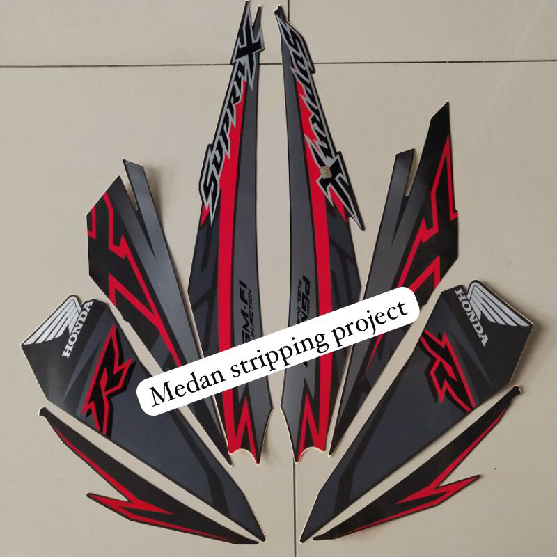 Striping Motor/ Les Body Motor Supra X 125 Pelak/ R 2018