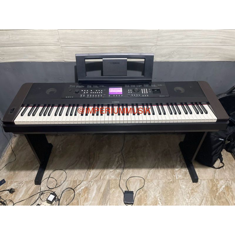 PIANO YAMAHA DGX 650 MULUS ISTIMEWA